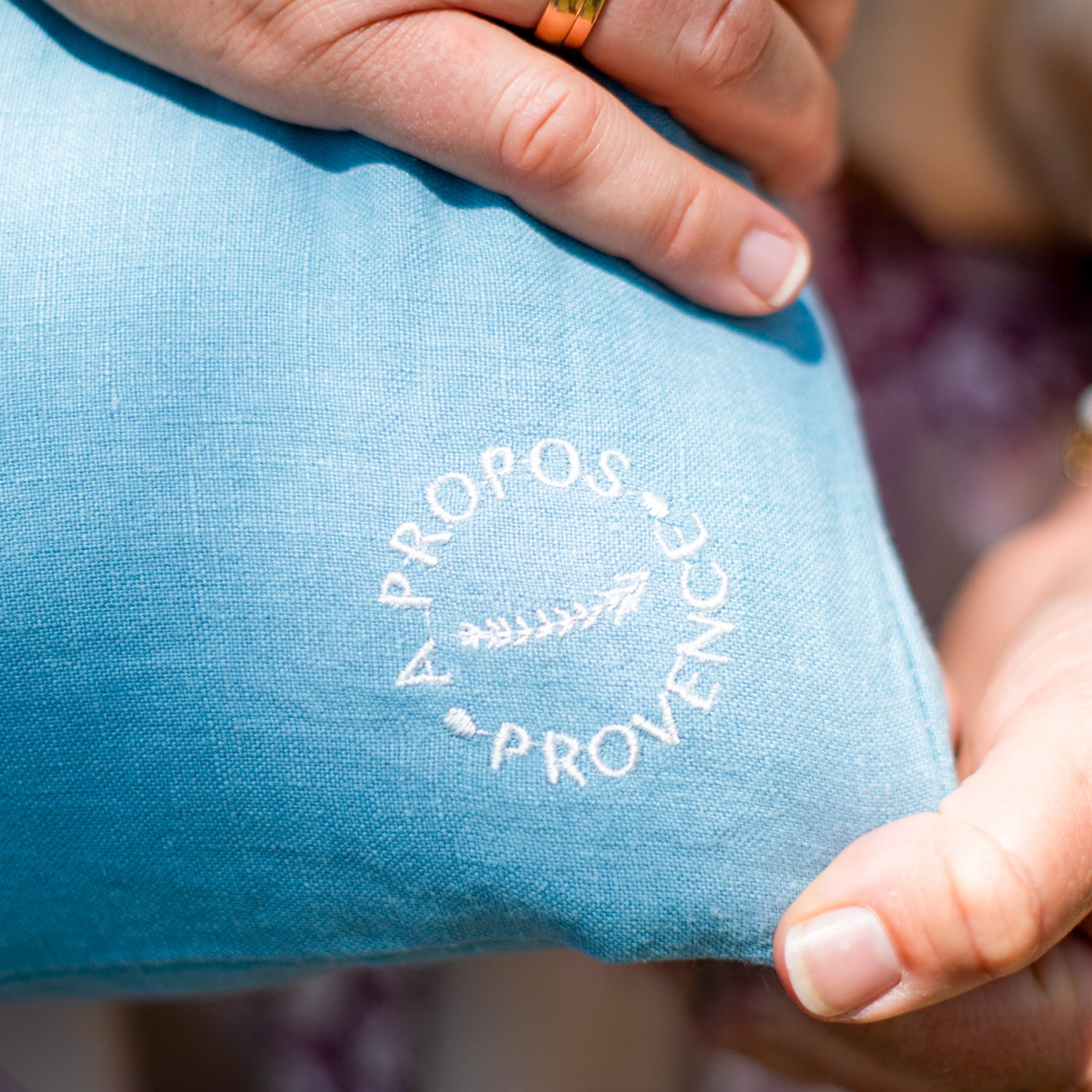Kollektion Apropos Provence – Blaue Leinenpoesie