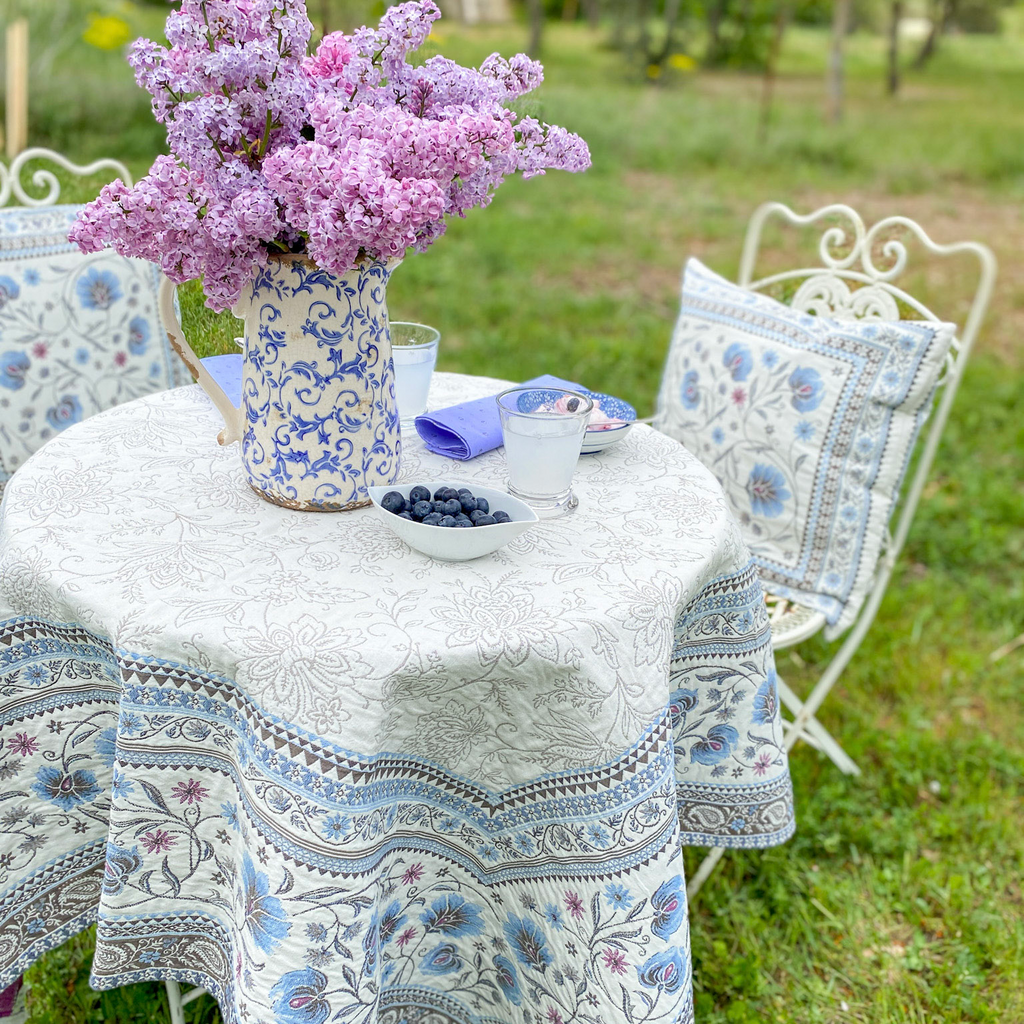 Tischdecke Jacquard mit Blumenmuster