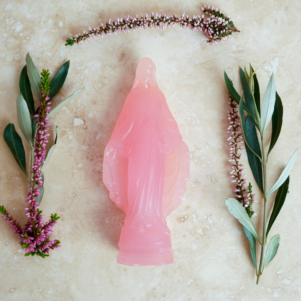 Madonnenfigur rosa aus Wachs Ciergerie des Premontres  hergestellt in der Provence